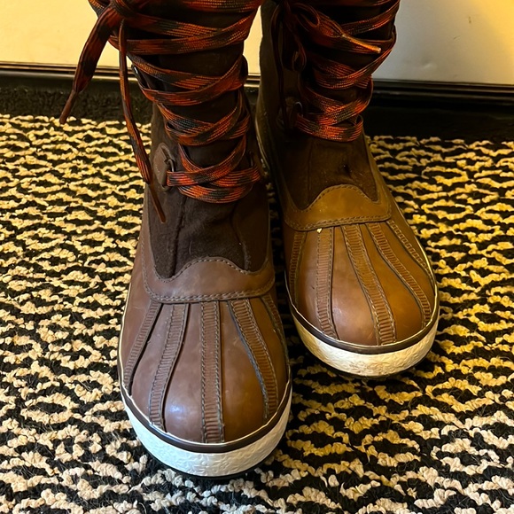 UGG waterproof boots - Picture 4 of 6